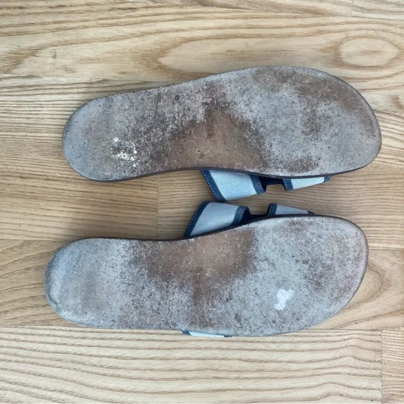Hermes Izmir Leather Canvas H Sandal Blue Grey - Picture 9 of 9